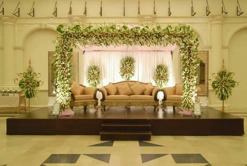 Rooms and cars decore with fresh and artificial flowers 6