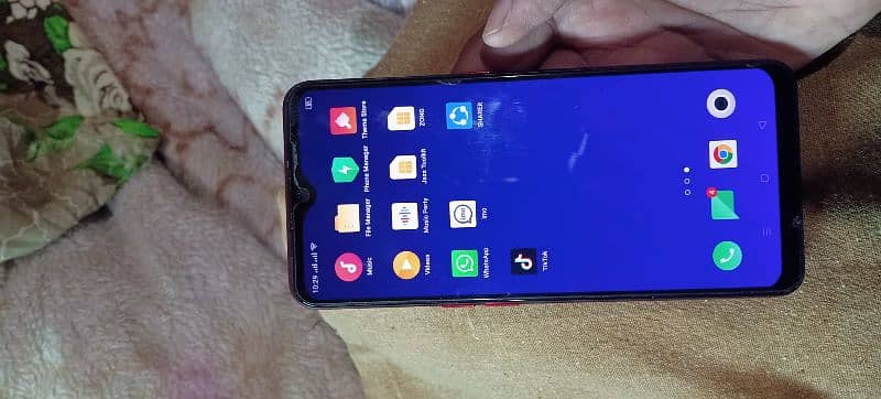 Oppo F15 Mobile for sale in Lahore 3