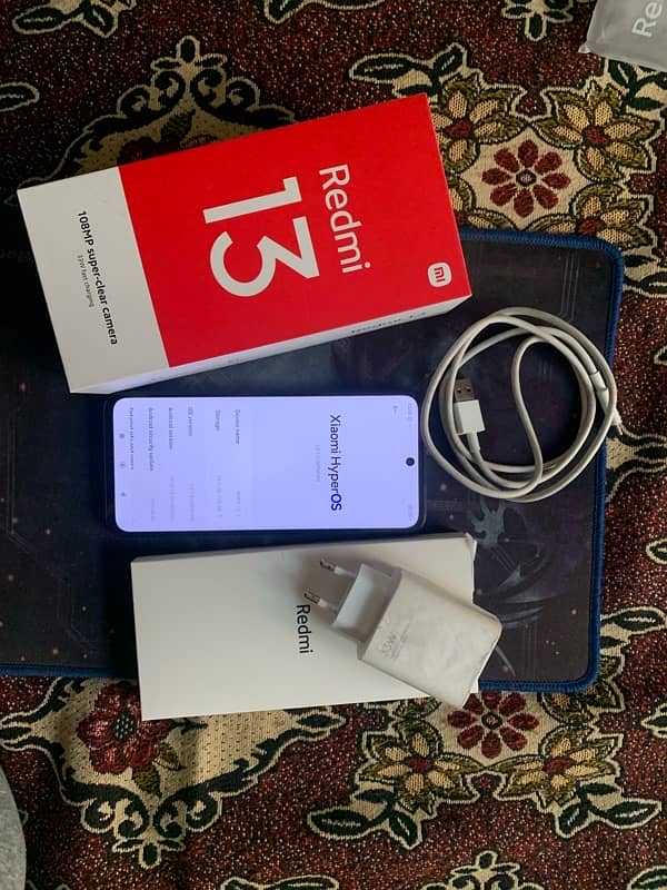 Xiaomi Redmi 13 box opened 3