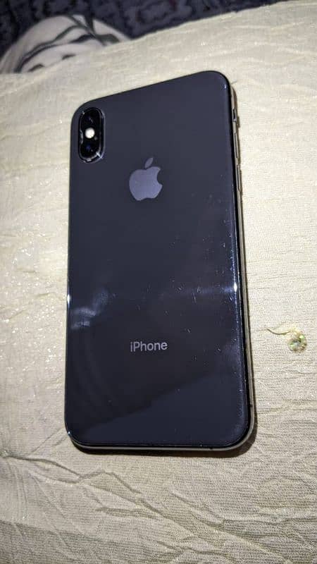 Iphone XS UAE REGISTERED NON PTA 64GB | 85% BATTERY HEALTH 3