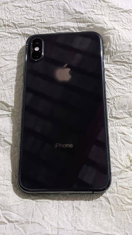 Iphone XS UAE REGISTERED NON PTA 64GB | 85% BATTERY HEALTH 6