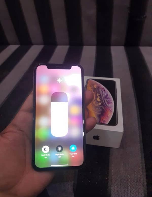 iPhone  xs dual pta  with box 3