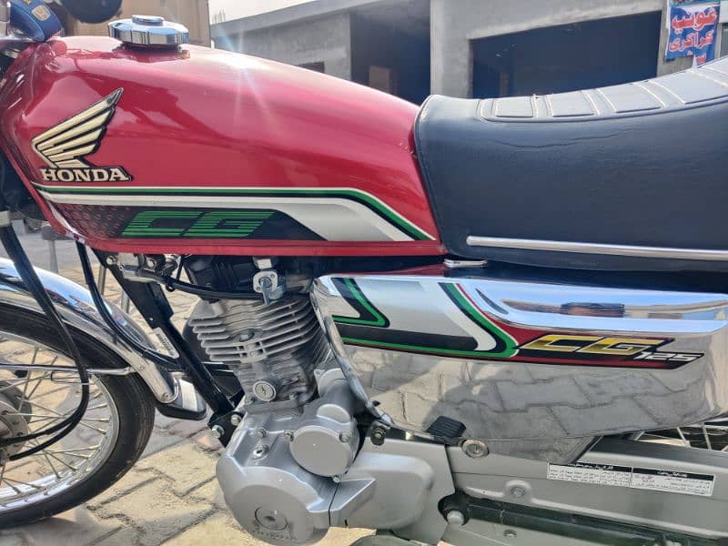 Honda cg 125 special edition 4