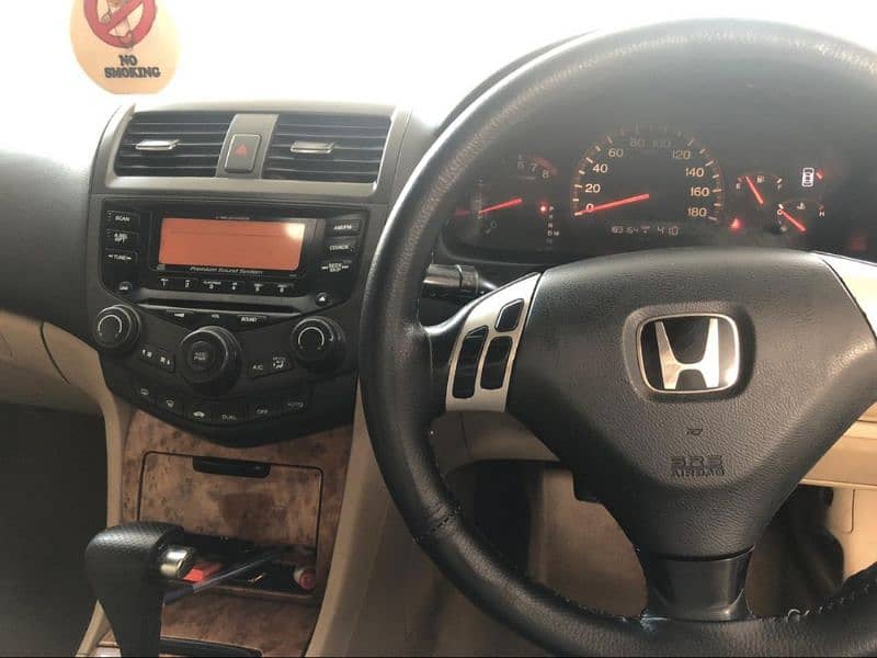 Honda Accord 2003 4