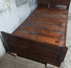 Dayhar diyar wood single bed