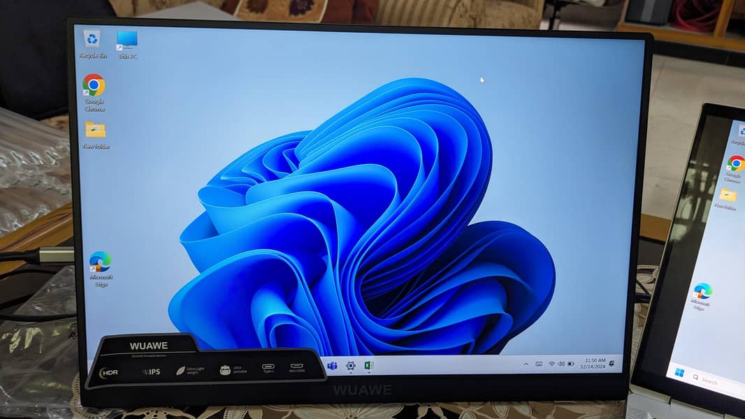 Portable Monitor 16 Inch 120 Hz 4