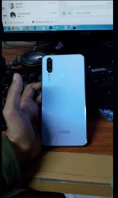 vivo y 17 4