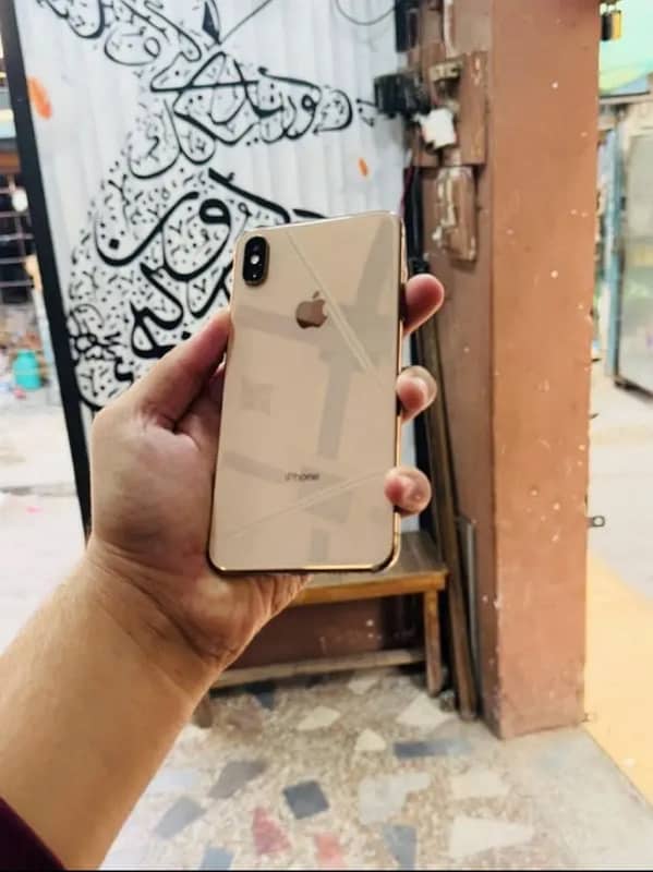 iphone xs max 1