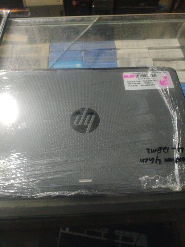 HP probook pentium 6 gen  8 GB Ram 128 M2 3