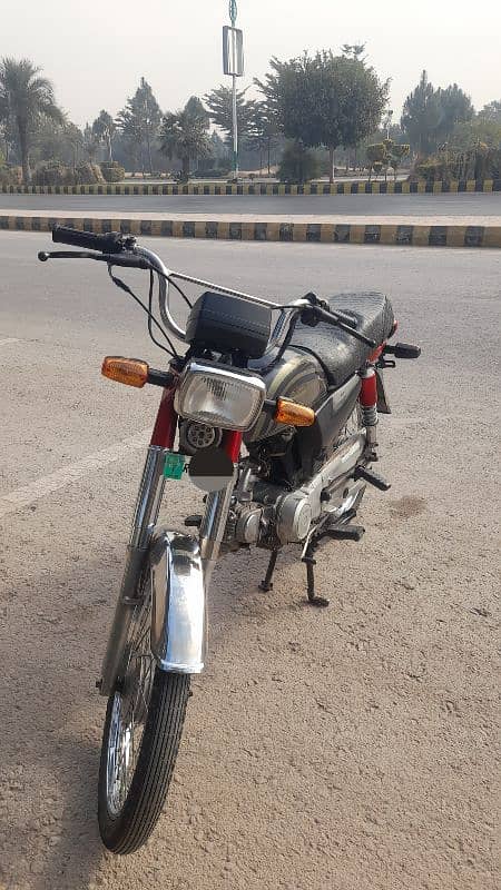 United 70cc Bike For Sale Best Condition 9