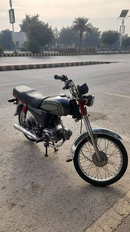 United 70cc Bike For Sale Best Condition 13