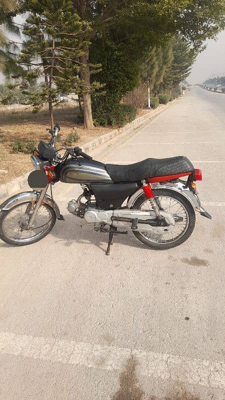 United 70cc Bike For Sale Best Condition 14