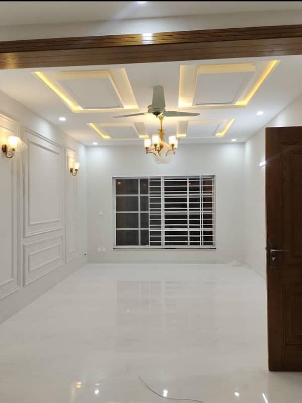 10 Marla Portion For Rent Soan Garden 4