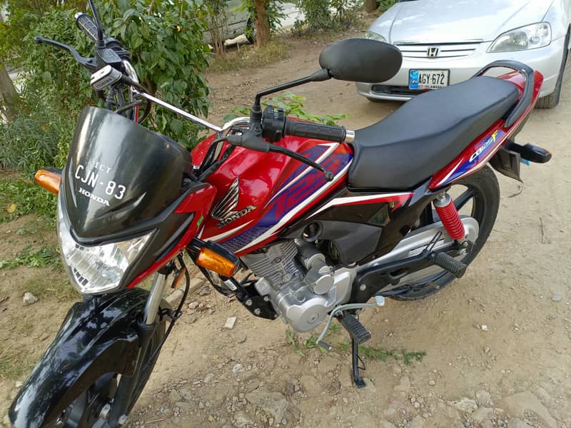 Honda CB 125F 2023 5