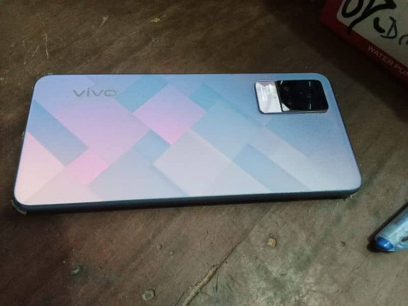 Vivo v21e 3