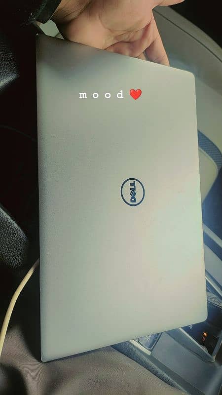 XPS i5 7 genration  8 gb ram 256gb hard 2