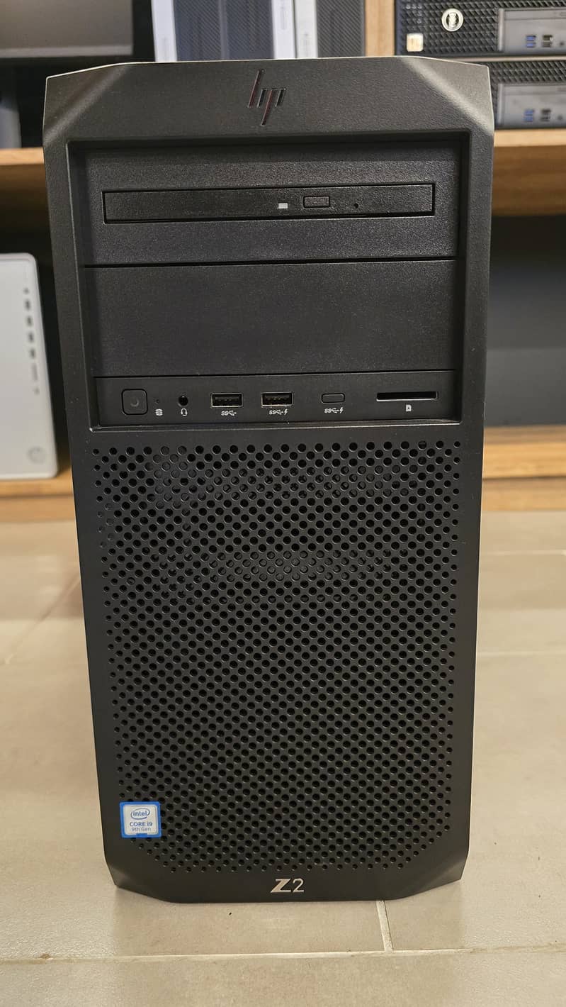 HP Z2 G4 (Xeon E2288g)5 GHz 10th NVIDIA T1000 8 GB GDDR6 1