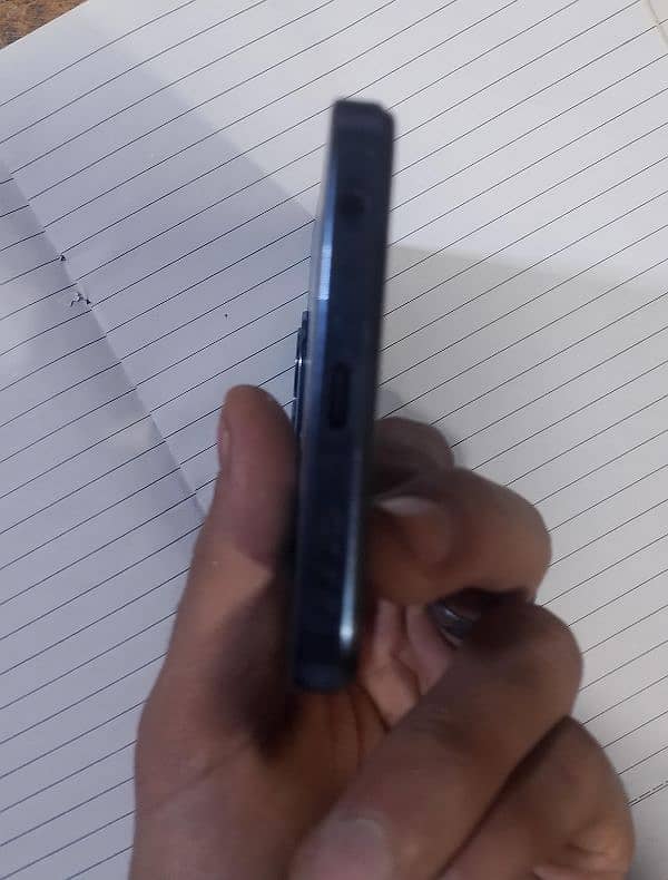 Infinix Hot 40i 3