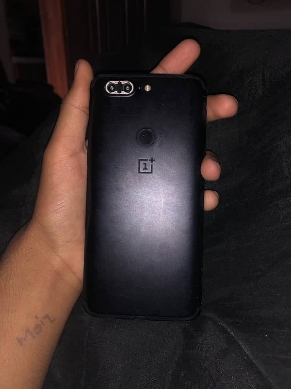 one plus 5t 0