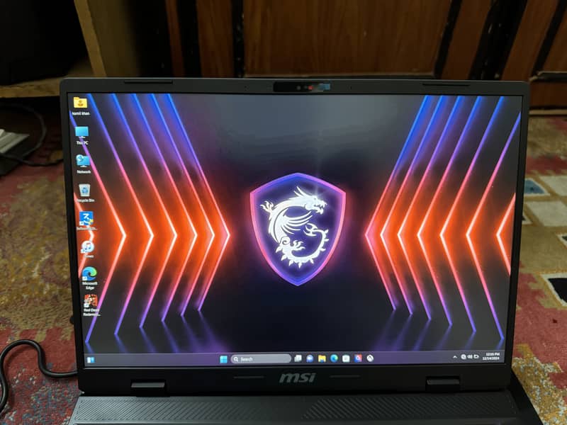 MSI Gaming Laptop (Sword 16 HX B14VFKG) 0