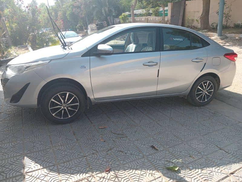 Toyota Yaris 2020 CVT Ativ 1.3 Original 1