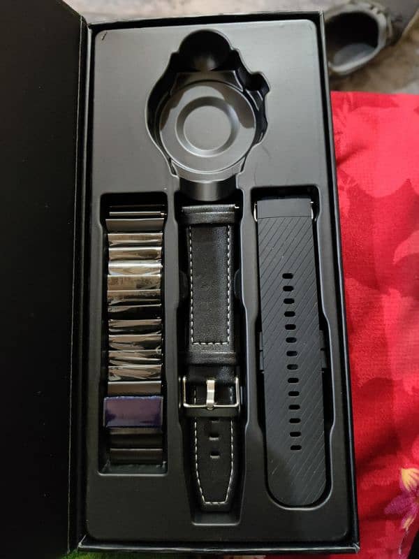 Haino Teko German Watch Amoled Display 4