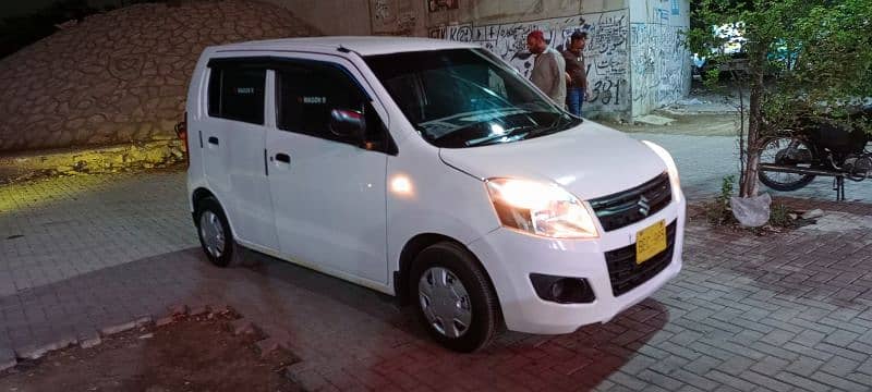 Suzuki Wagon R 2015 1