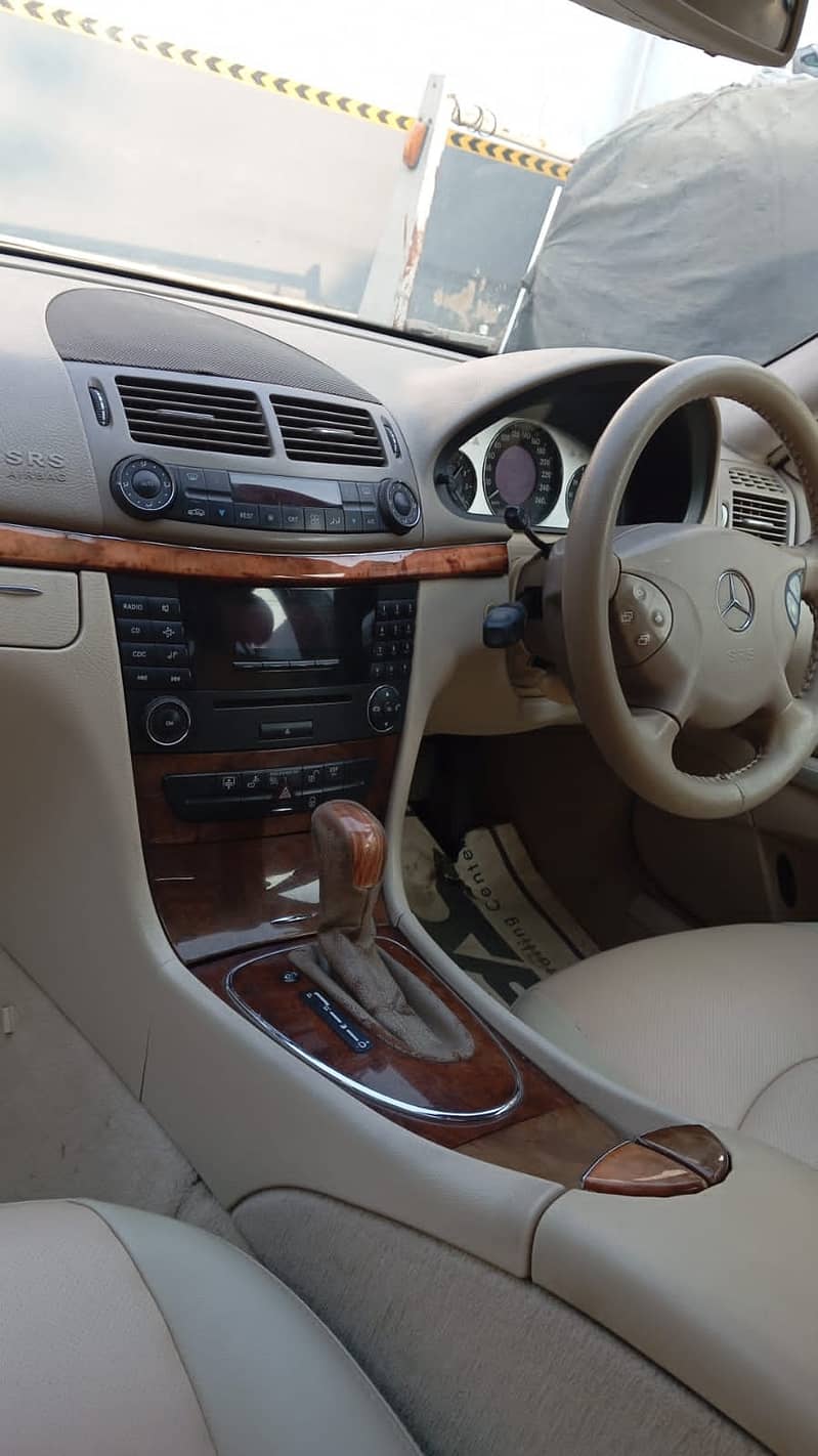 Mercedes E Class 2005 E200 5