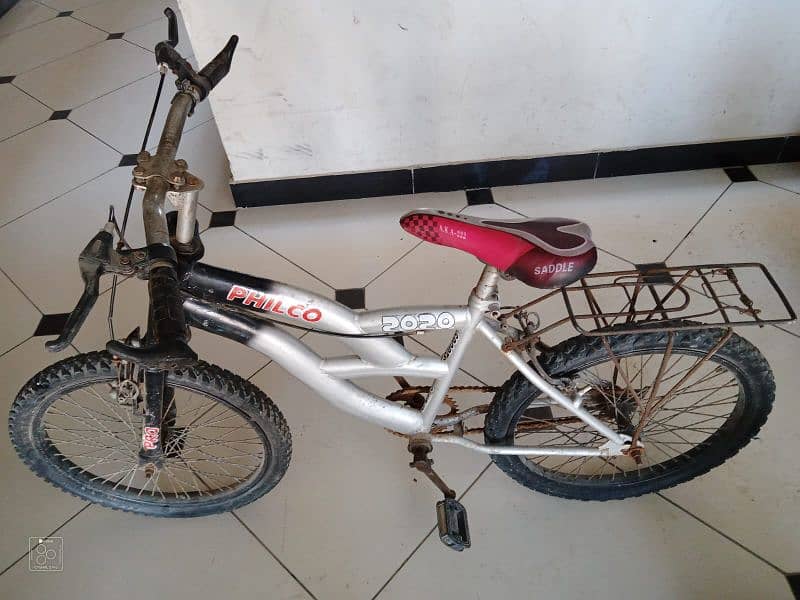 imported bicycle in good condition 2