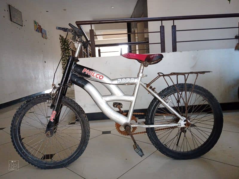 imported bicycle in good condition 4