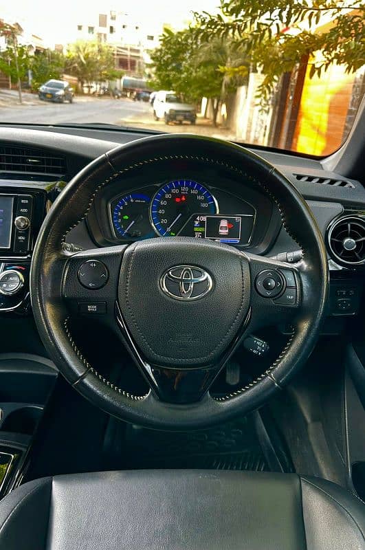 Toyota Corolla Axio 2019 14