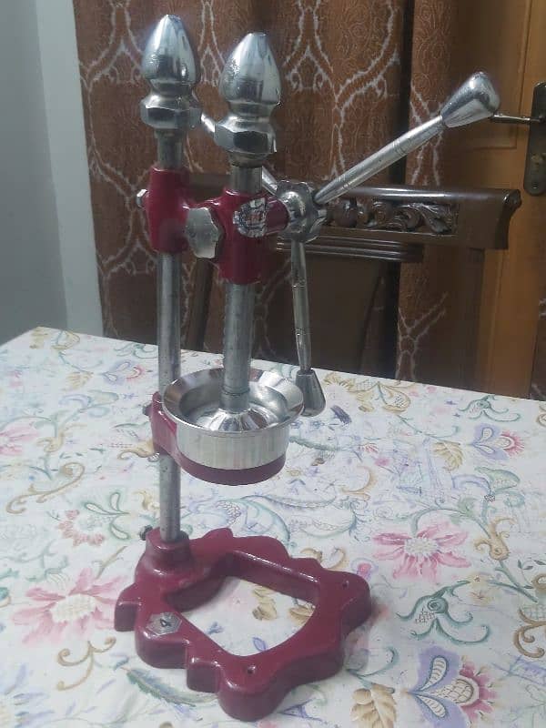 Big Size Heavy Manual Oranges Juicer Machine 2