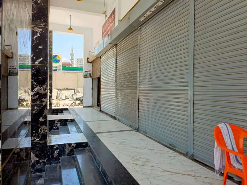 PRIME LOCATION ON SADDAR COMMERICIAL SHOPS ARE AVAILABLE POSSESION ON 40% DOWN PAYMENT 5