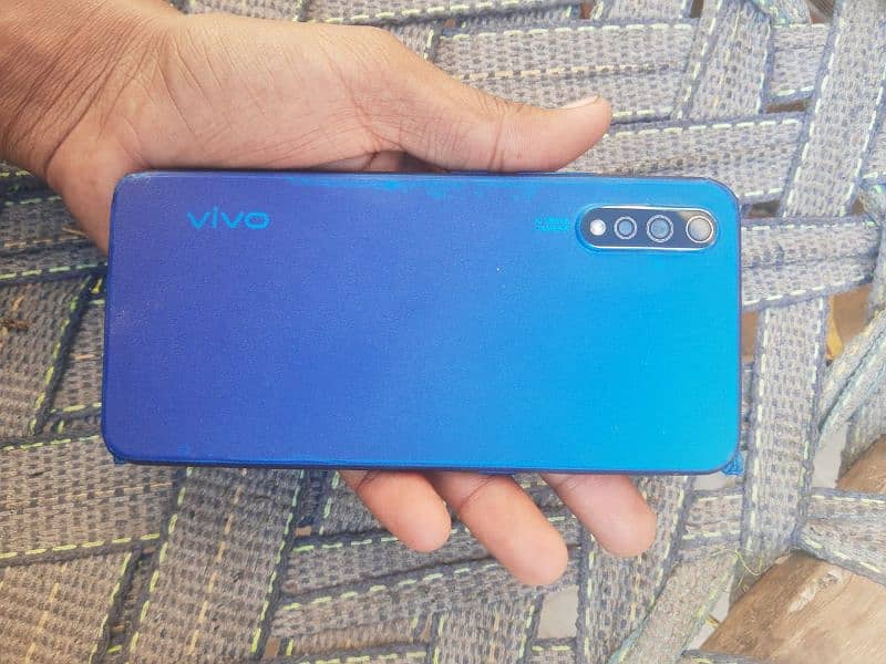 vivo s1 1