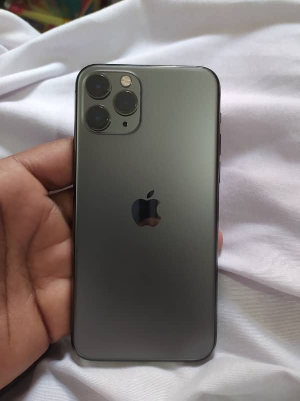 iPhone 11pro contact 03-22-43-61-469 1