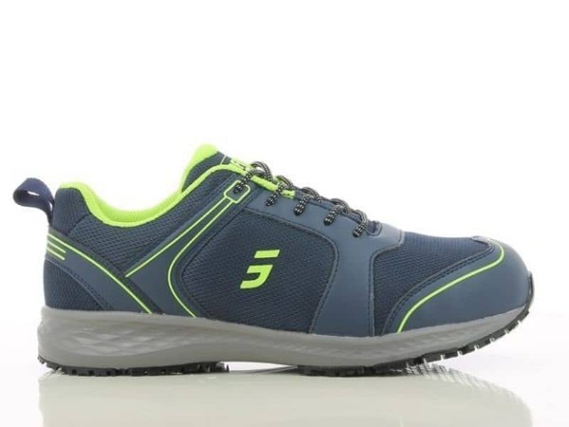 Safety Shoes , Safety Jogger , Best Price In Karachi. 4