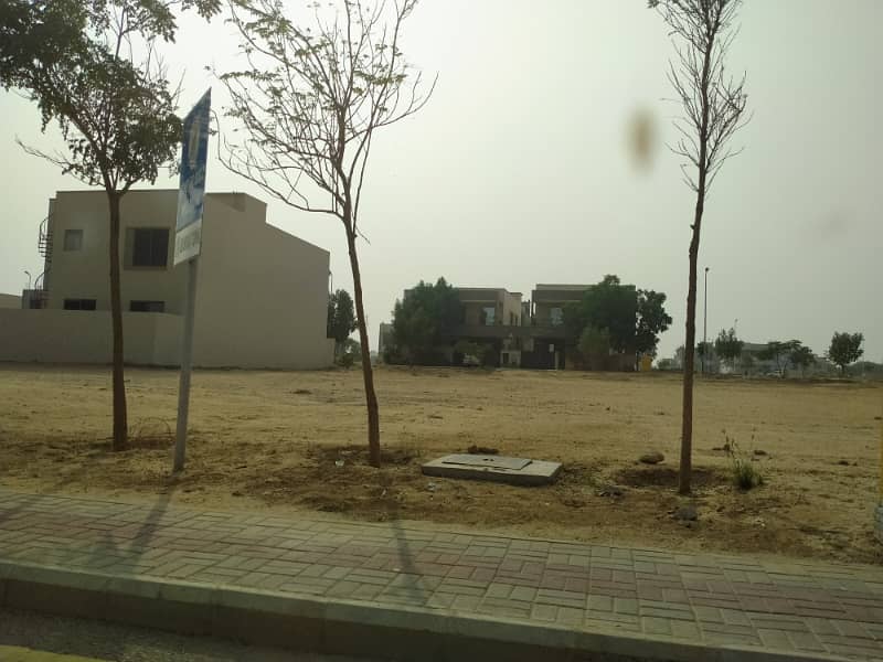 Precinct 1 Prime Location Residential Plot in populated precinct near Ginsoy Bahria Town Karachi 3