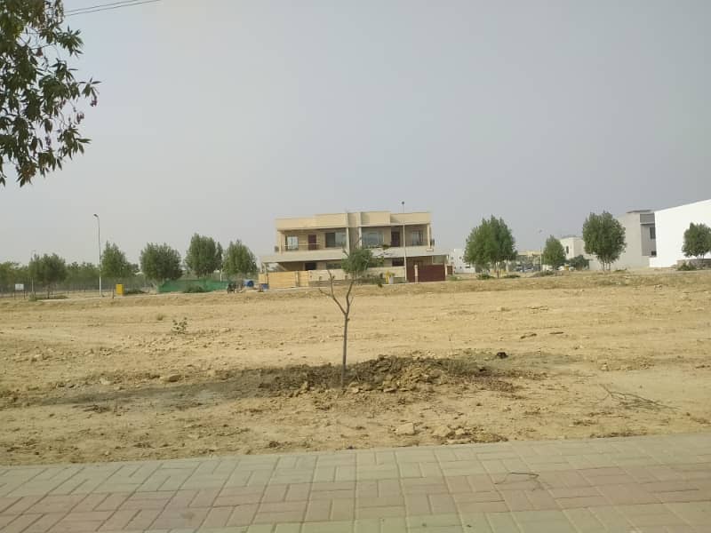 Precinct 1 Prime Location Residential Plot in populated precinct near Ginsoy Bahria Town Karachi 9