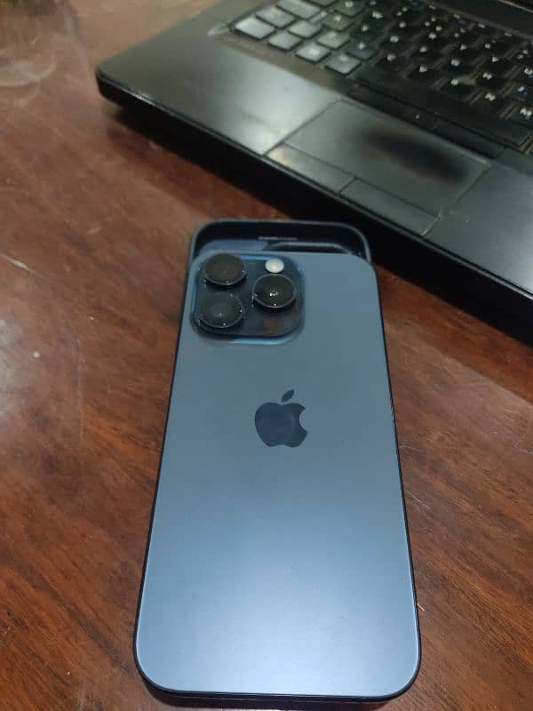 iPhone 15 pro non pta LLA 6