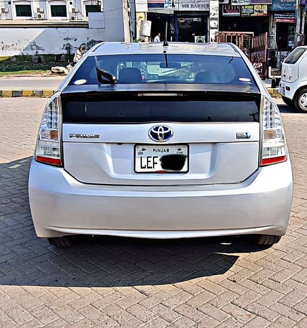 Toyota Prius first owner 3