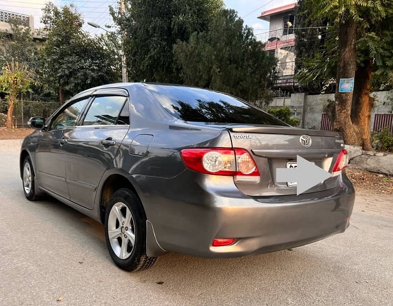 Toyota Corolla GLI 2011 3