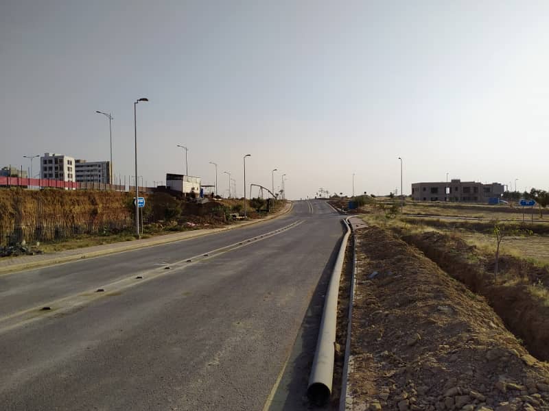 Precinct 4 Residential plot of 500 Sq. yards Prime Location with Allotment in Hand Bahria Town Karachi 13