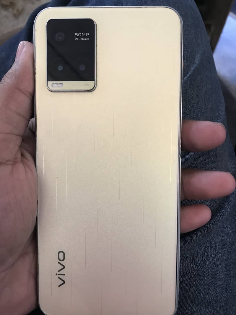 Vivo Y33t 8/128 in Good Condition 1