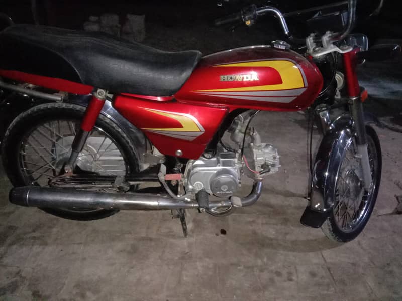 Honda CD 70 2017 5