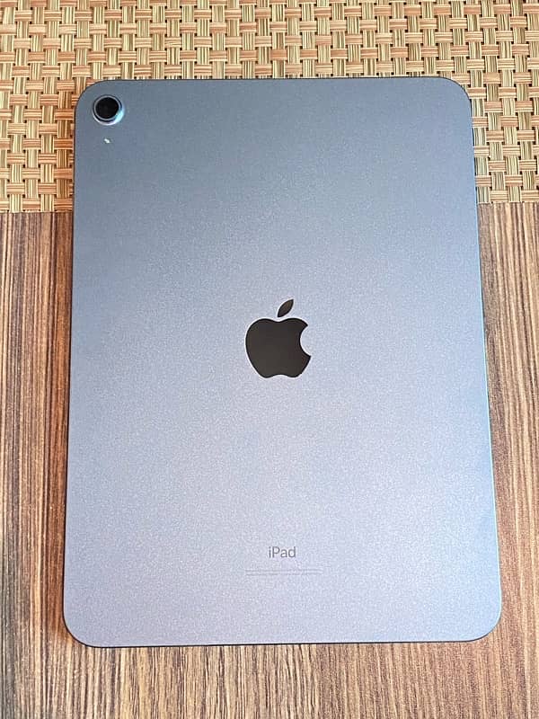 ipad 10th gen brand new 10 months warrenty 0