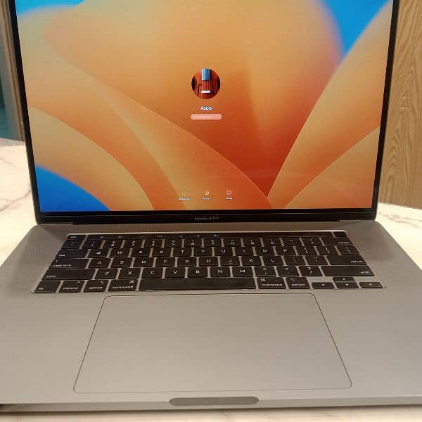 Apple MacBook pro 2019 '16' niches #Forsale 2