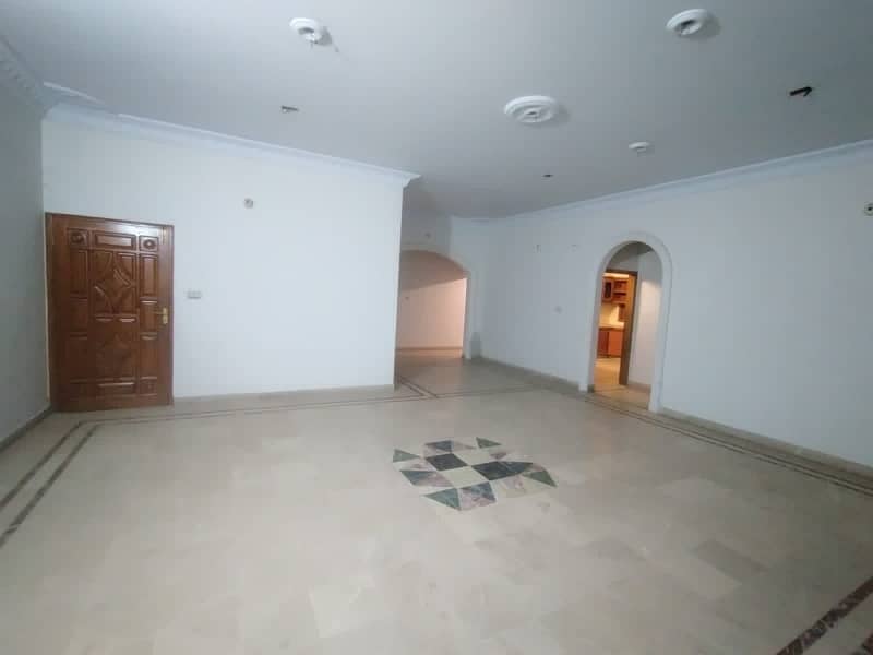 Portion For Rent 3 Bed DD Vip Block 2 3