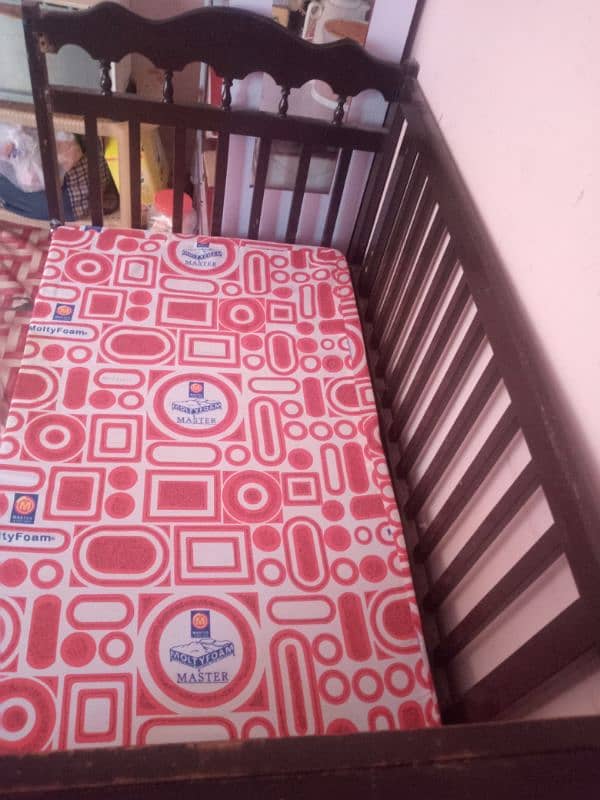 Baby cot bed 1