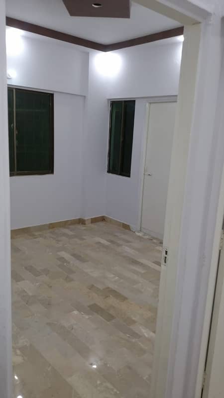 flat for rent 2 bed lounge vip block 8