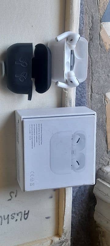 apple Airpods Pro with box and 3